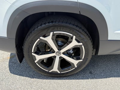 2026 Volkswagen Taos SEL