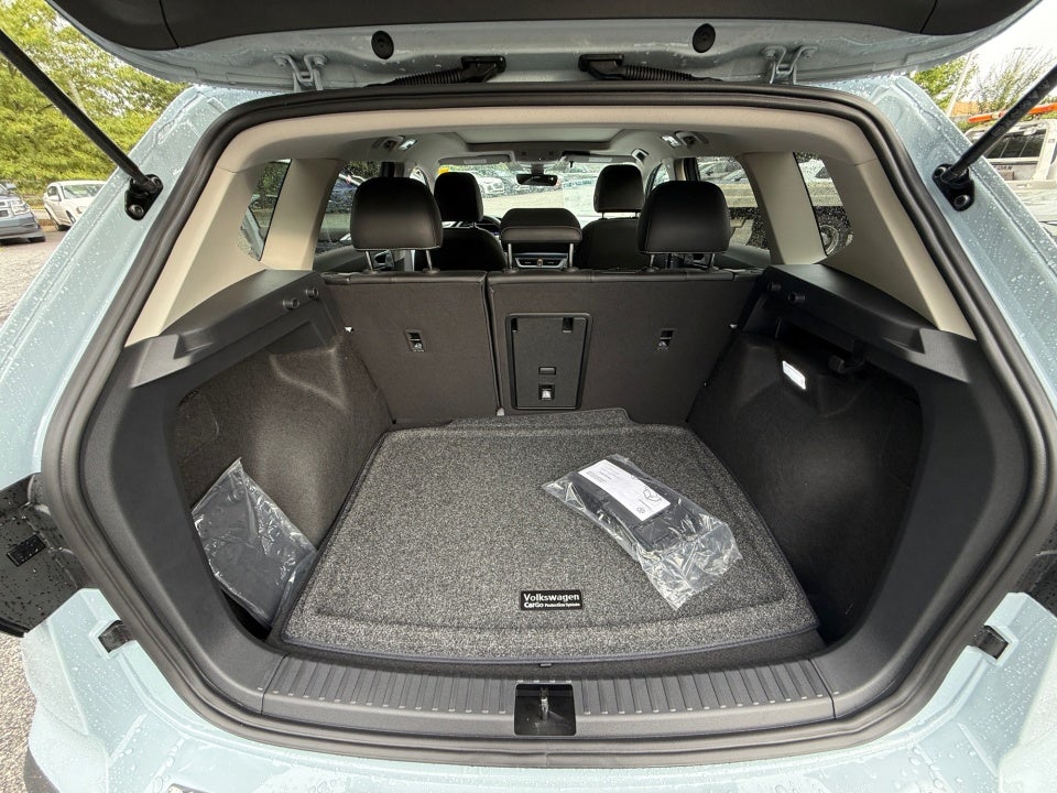 2027 Volkswagen Taos SEL