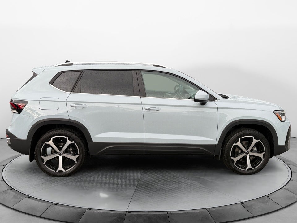 2027 Volkswagen Taos SEL