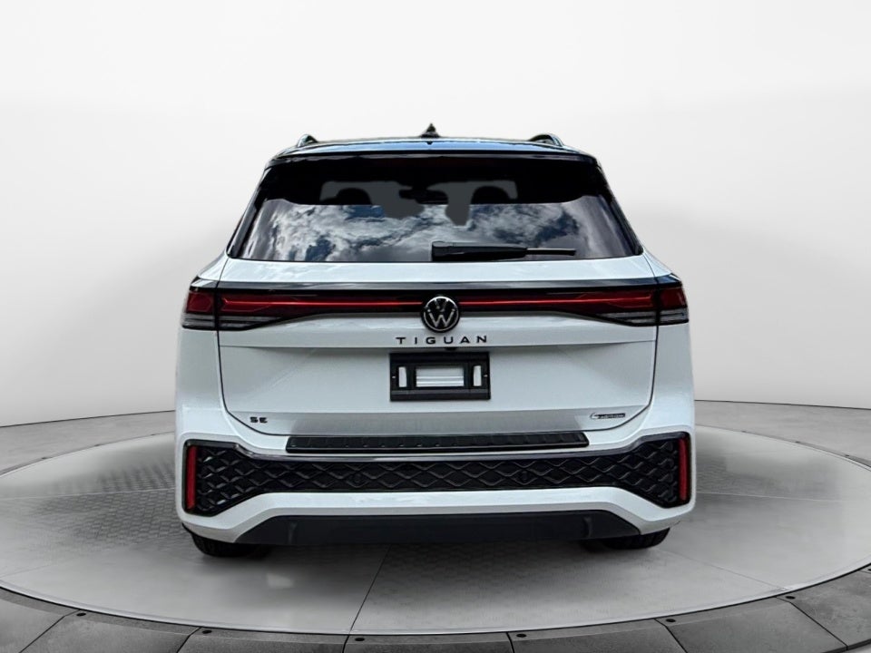 2026 Volkswagen Tiguan SE R-Line Black