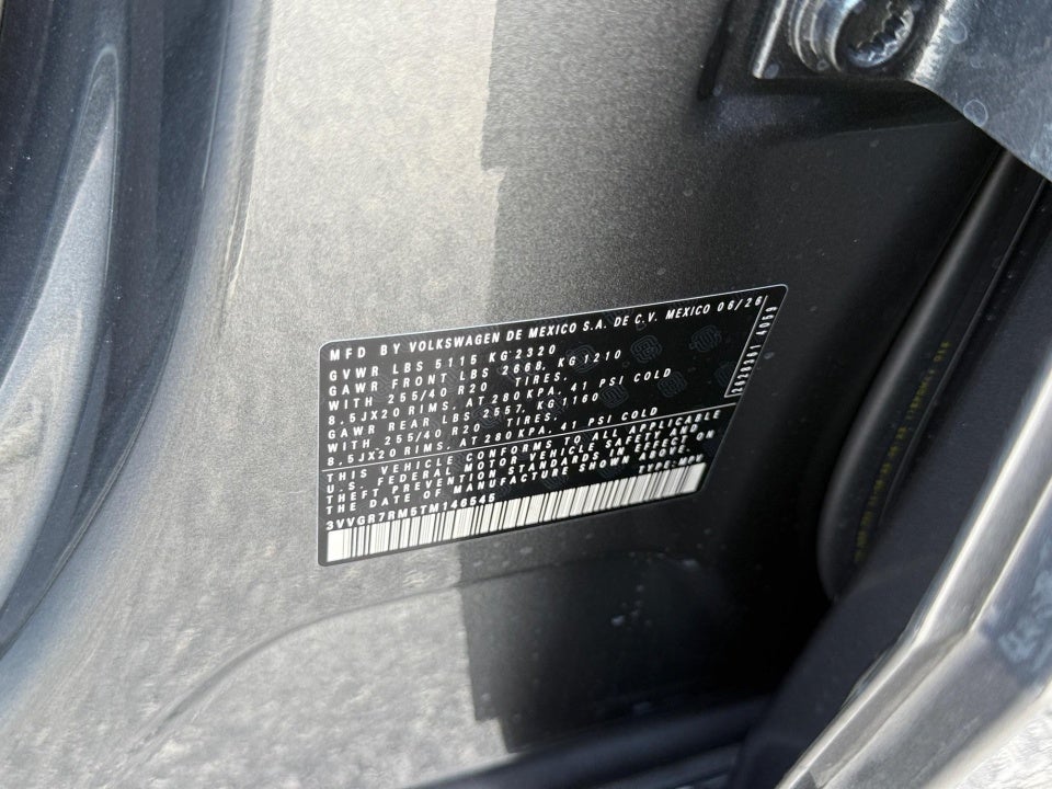 2026 Volkswagen Tiguan SE R-Line Black