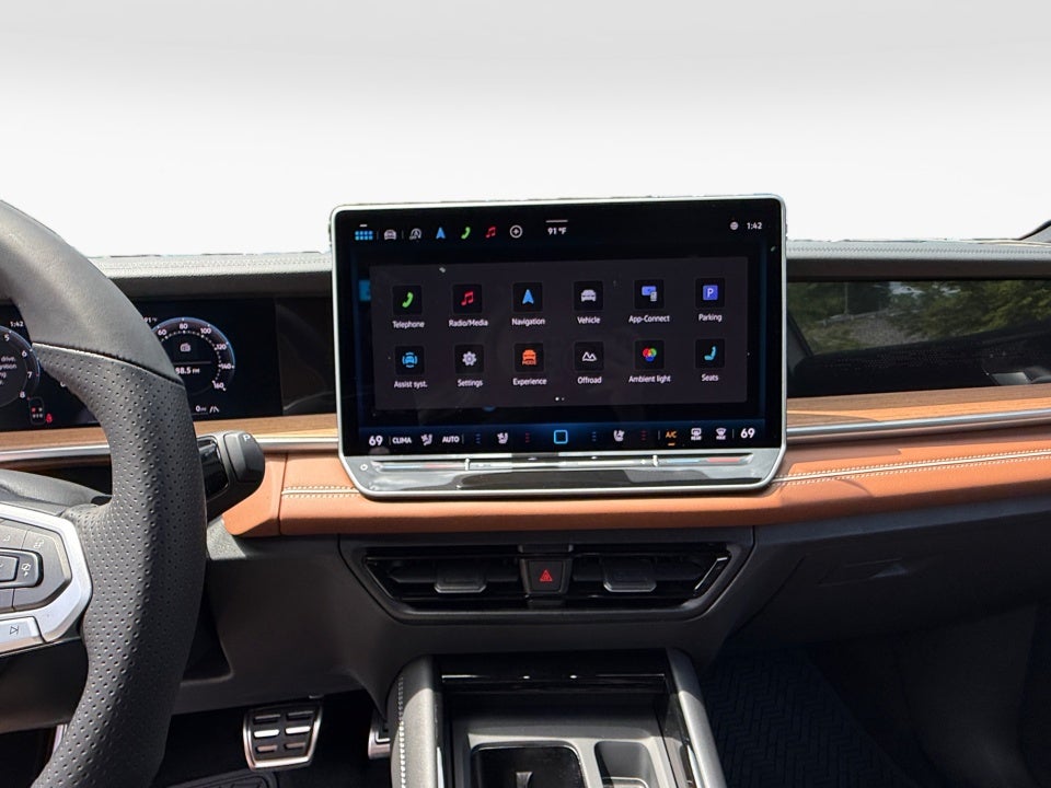 2026 Volkswagen Tiguan SEL R-Line Turbo