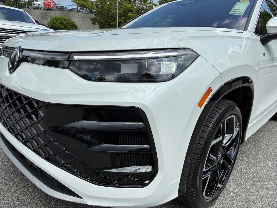 2026 Volkswagen Tiguan SEL R-Line Turbo