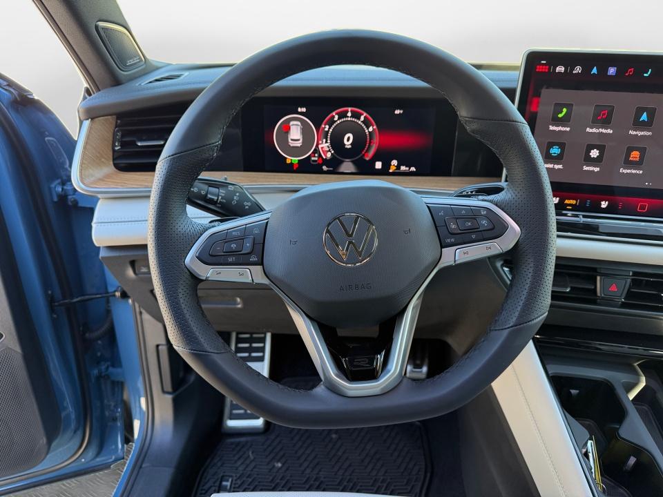 2026 Volkswagen Tiguan SEL R-Line Turbo