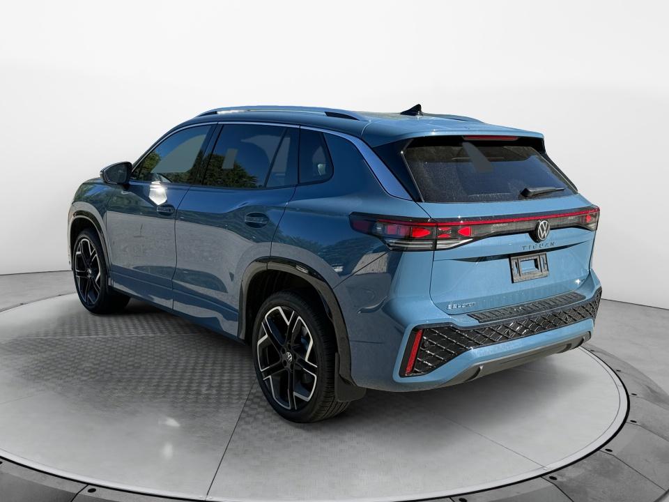 2026 Volkswagen Tiguan SEL R-Line Turbo