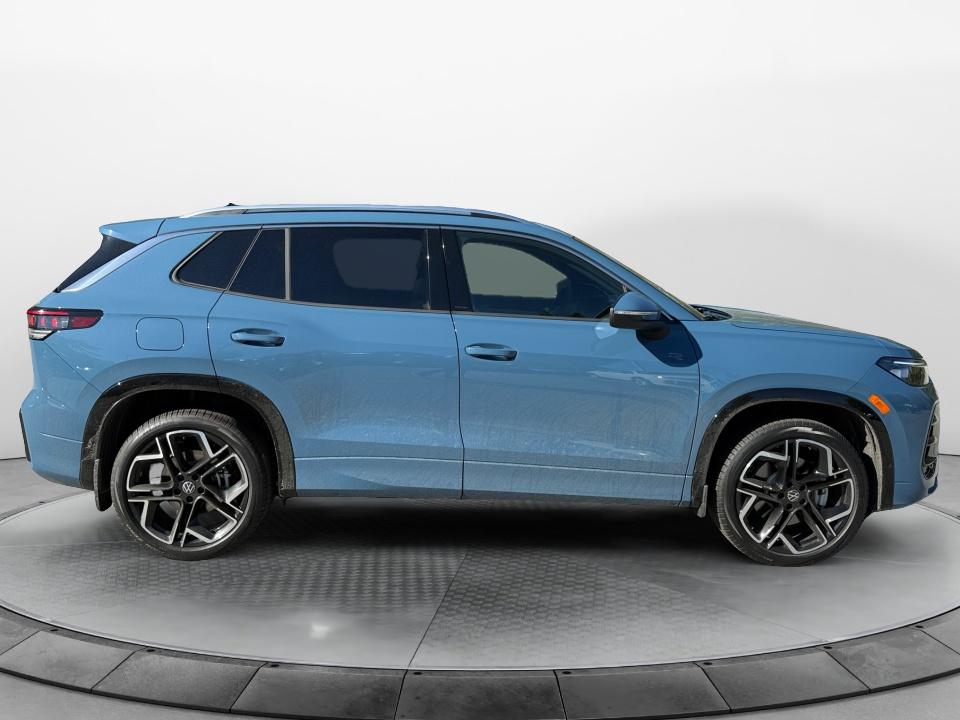 2026 Volkswagen Tiguan SEL R-Line Turbo