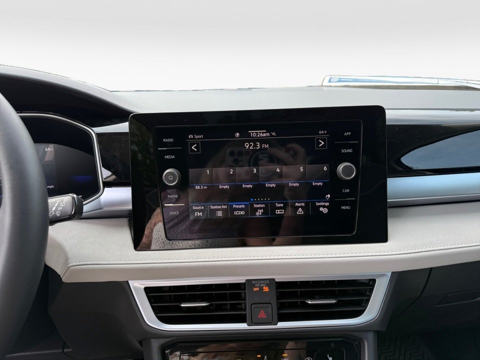 2026 Volkswagen Taos SE