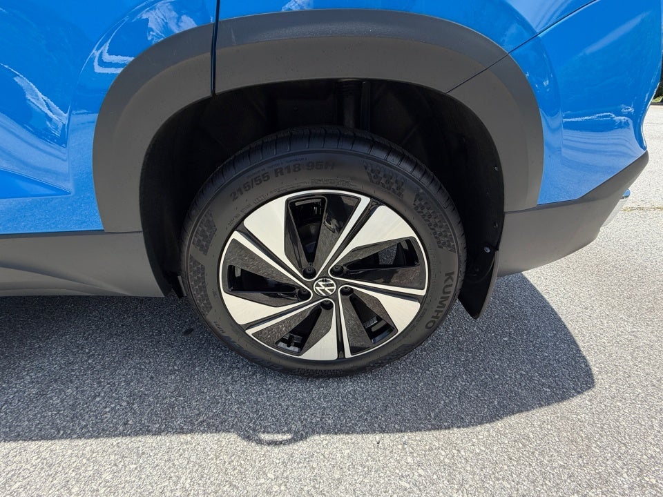 2026 Volkswagen Taos SE