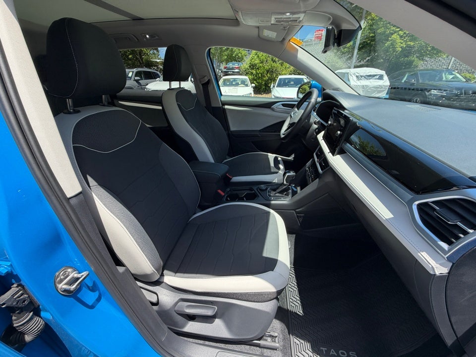 2026 Volkswagen Taos SE