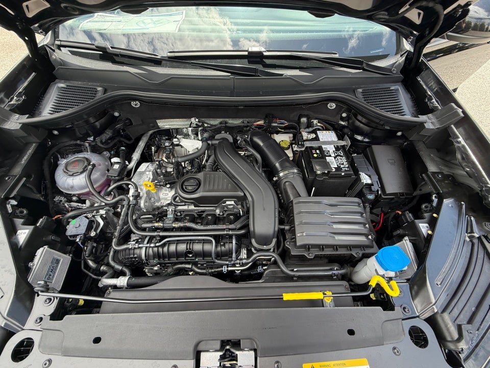 2026 Volkswagen Taos SE