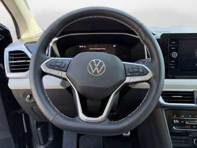 2026 Volkswagen Taos SE