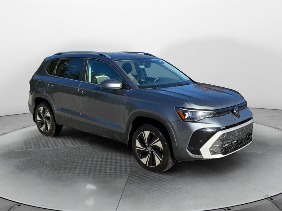 2026 Volkswagen Taos SE