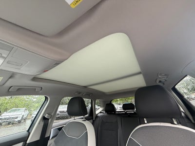 2026 Volkswagen Taos SE