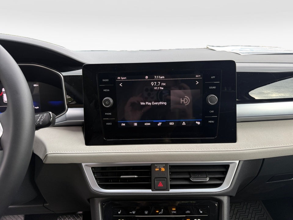 2027 Volkswagen Taos SE