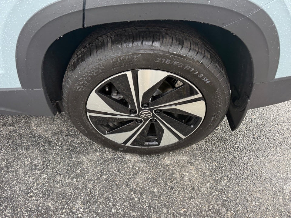 2027 Volkswagen Taos SE