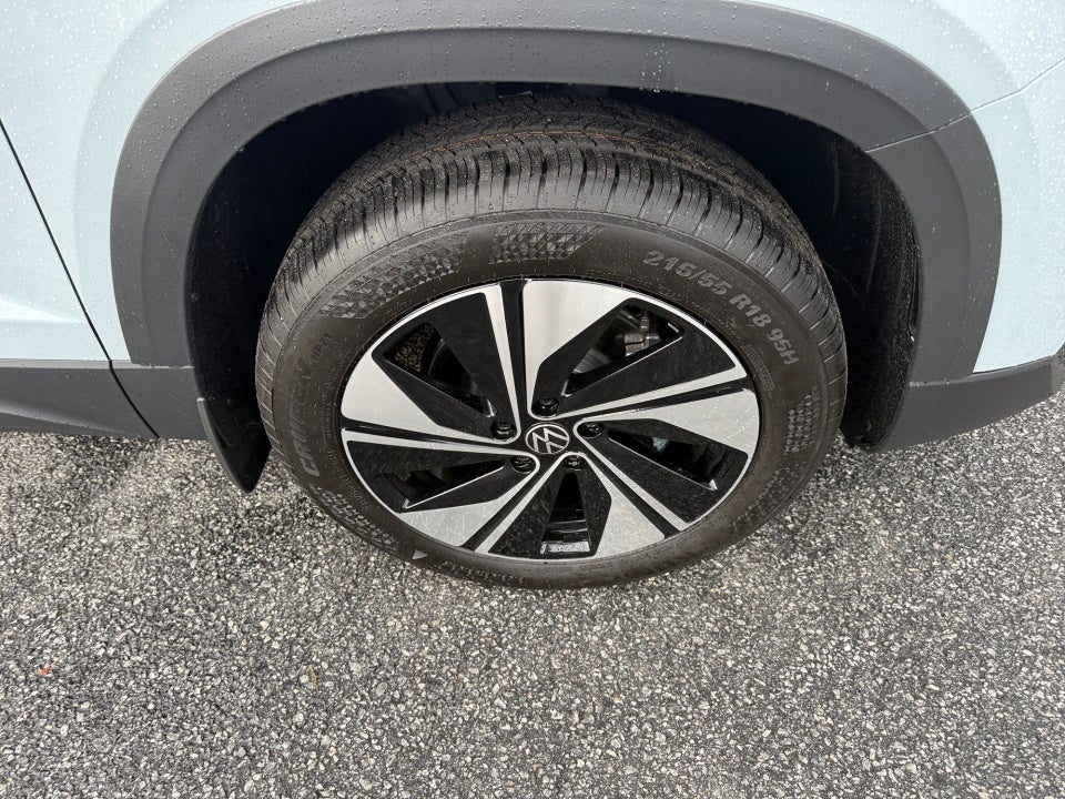 2027 Volkswagen Taos SE