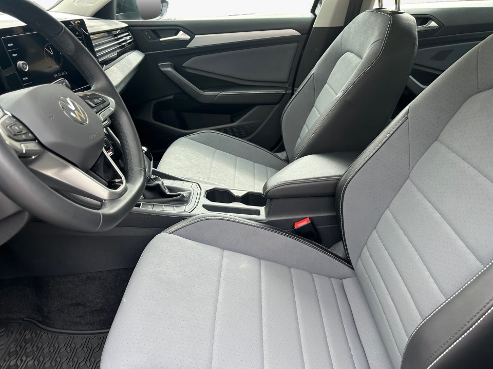 2026 Volkswagen Jetta SE