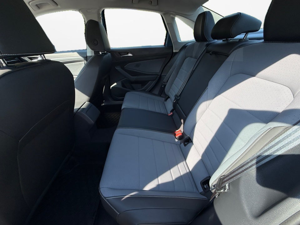 2027 Volkswagen Jetta SE