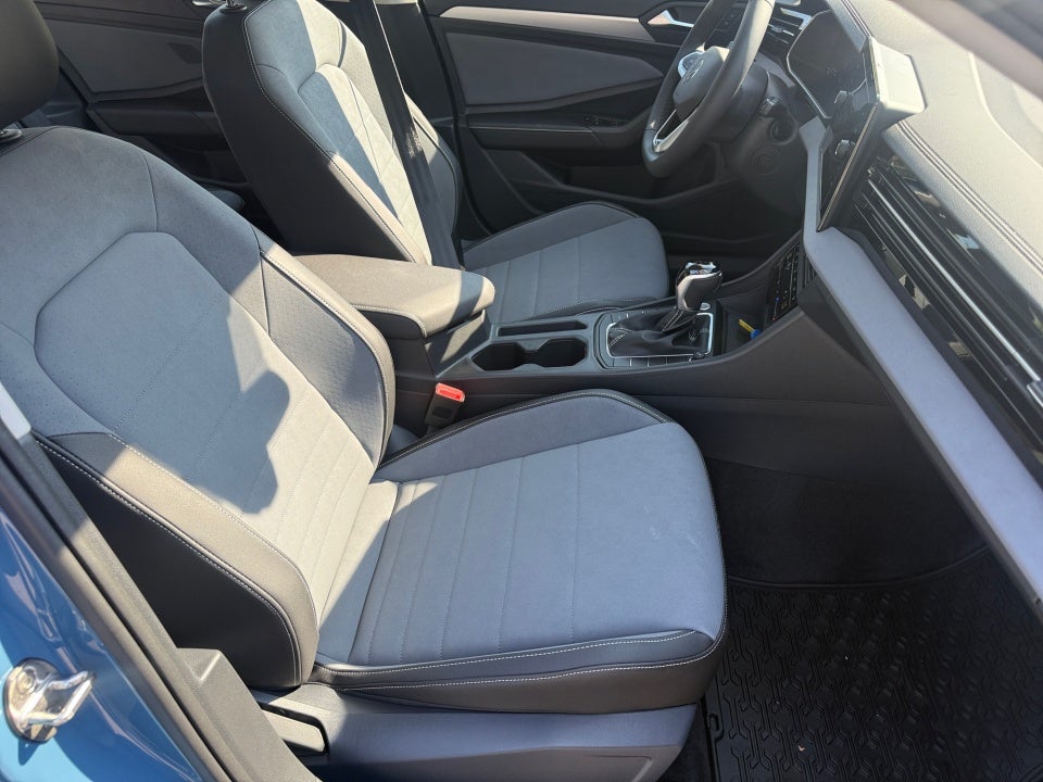 2027 Volkswagen Jetta SE