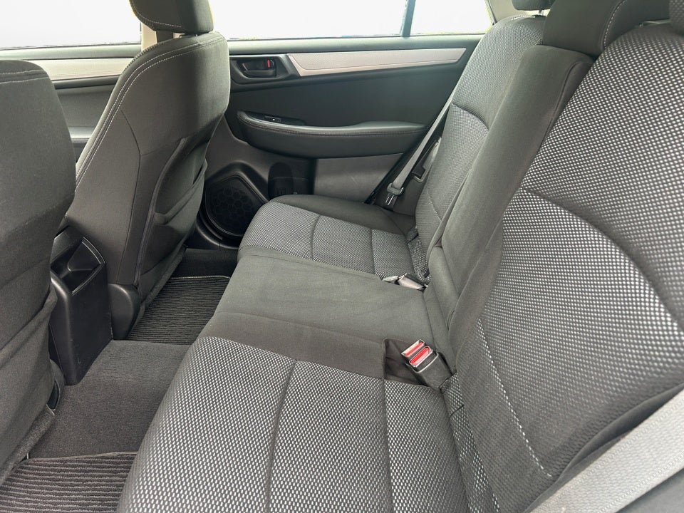 2018 Subaru Outback 2.5i (CVT)