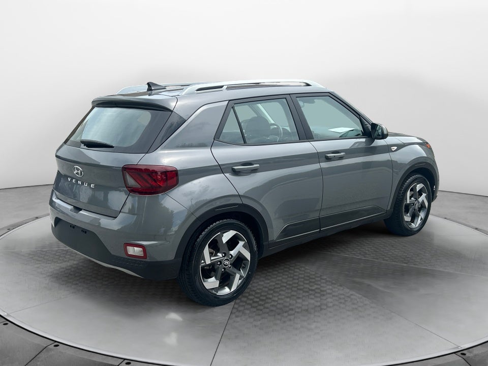 2020 Hyundai Venue SEL