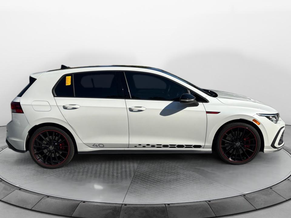 2023 Volkswagen Golf GTI 40th Anniversary Edition