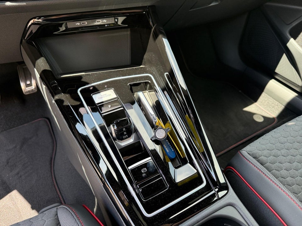 2026 Volkswagen Golf GTI SE