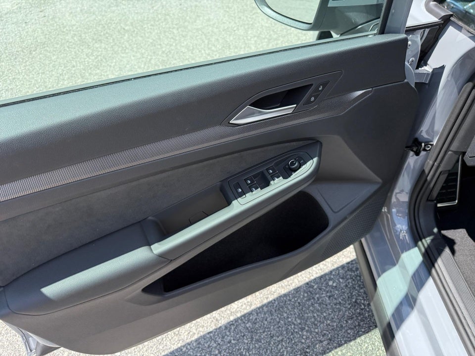 2026 Volkswagen Golf GTI SE