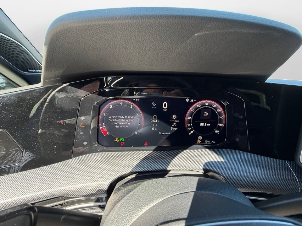 2026 Volkswagen Golf GTI SE