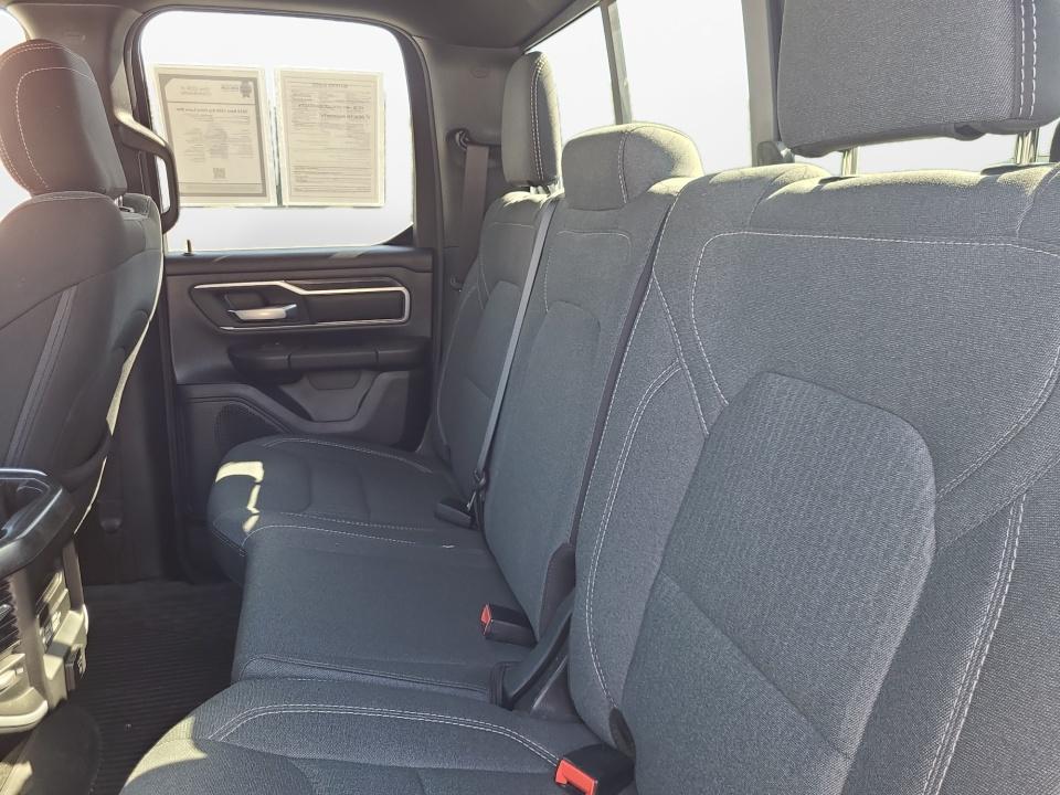 2022 RAM 1500 Big Horn Quad Cab 4x4 6'4' Box