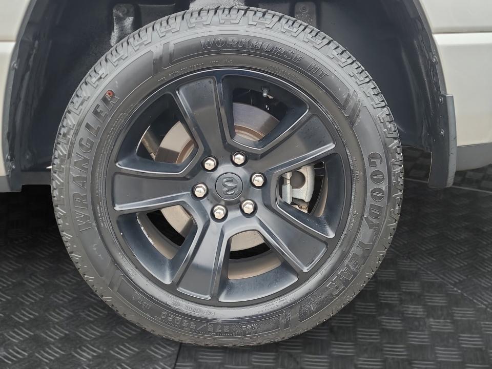 2022 RAM 1500 Big Horn Quad Cab 4x4 6'4' Box