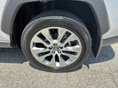 2024 Toyota RAV4 XLE Premium