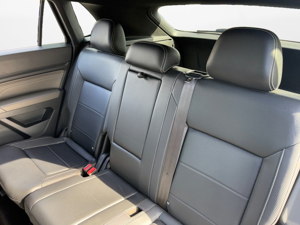 2021 Volkswagen Atlas Cross Sport 2.0T SE w/Technology