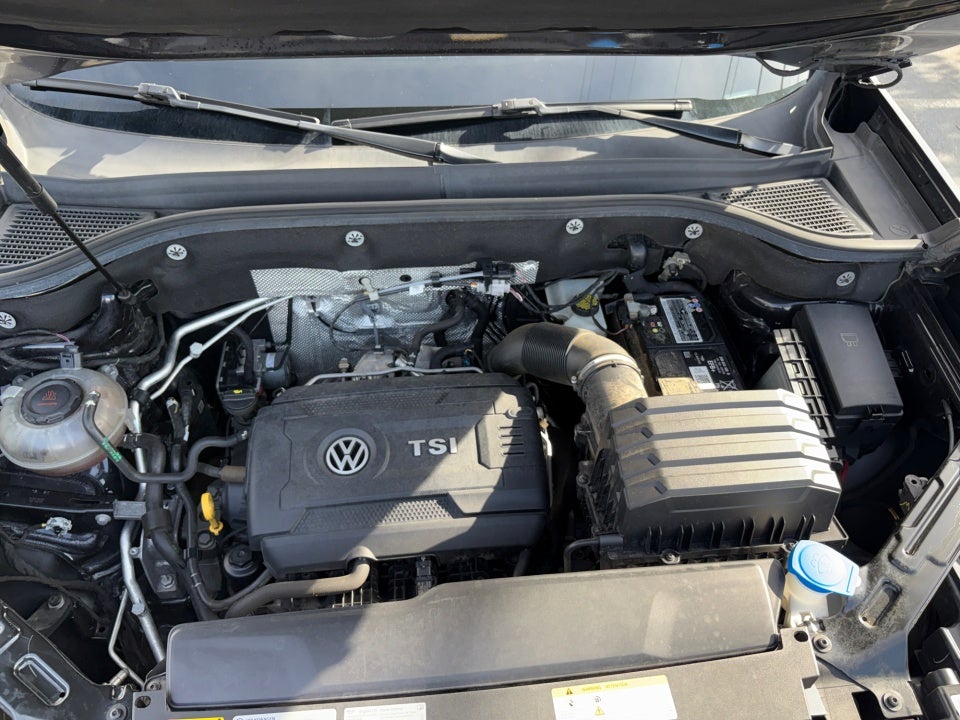 2021 Volkswagen Atlas Cross Sport 2.0T SE w/Technology