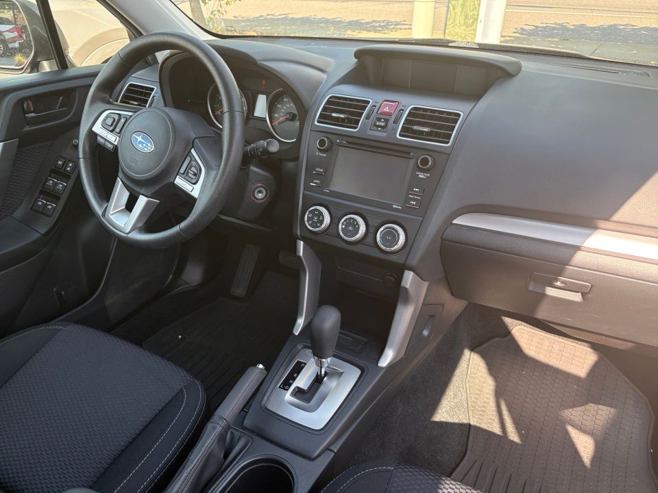 2018 Subaru Forester 2.5i (CVT)