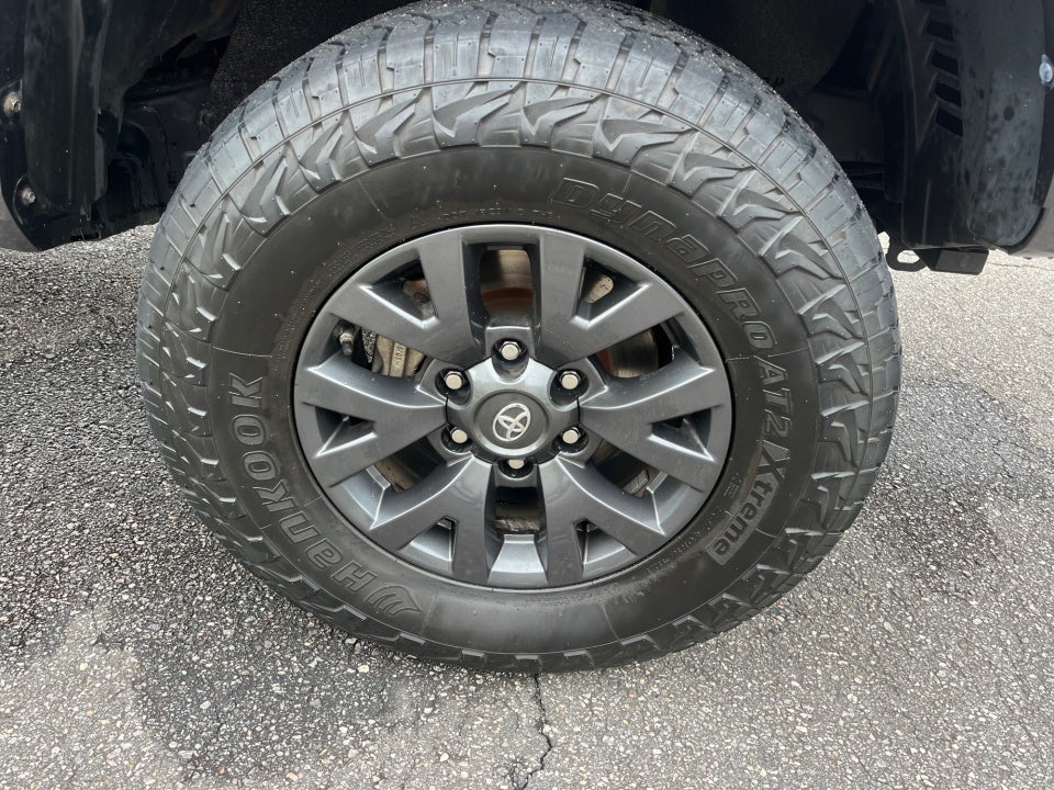 2020 Toyota Tacoma SR5