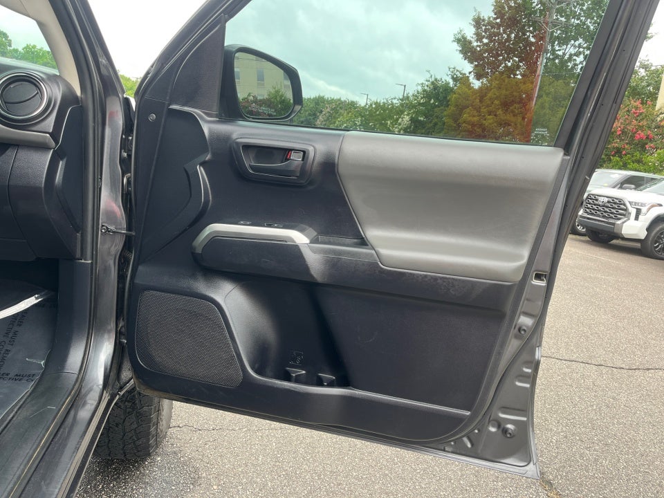 2020 Toyota Tacoma SR5