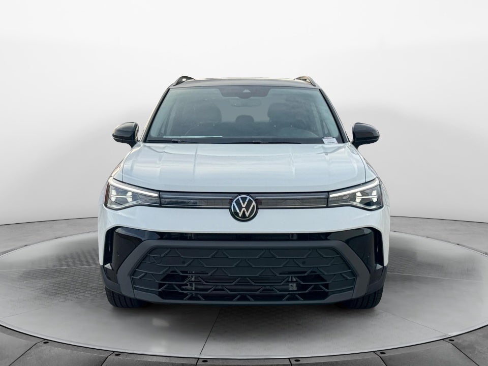 2026 Volkswagen Taos SE Black