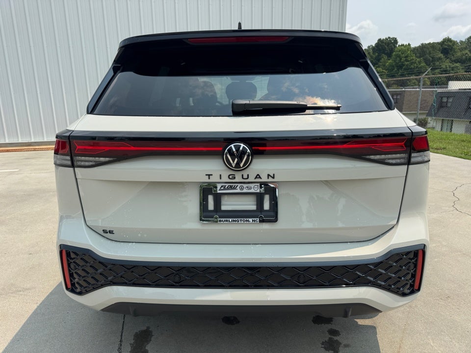 2026 Volkswagen Tiguan SE R-Line Black