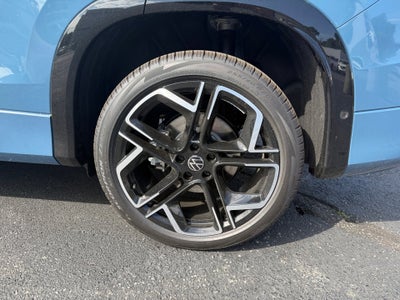 2026 Volkswagen Tiguan SEL R-Line Turbo