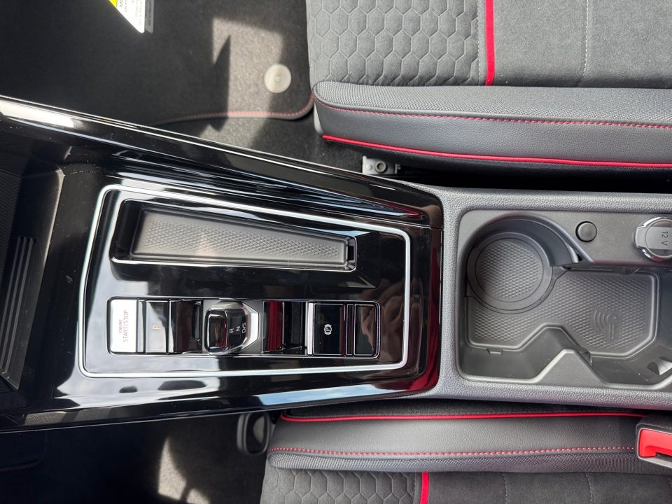 2026 Volkswagen Golf GTI SE
