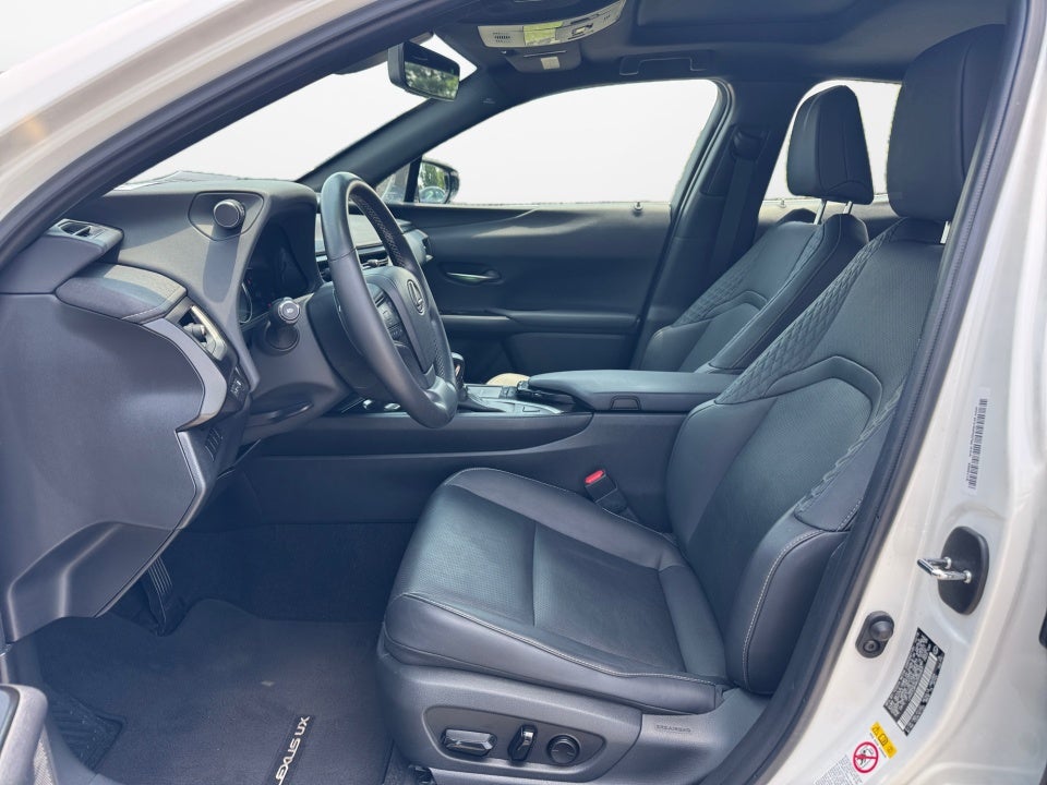 2019 Lexus UX 200 UX 200