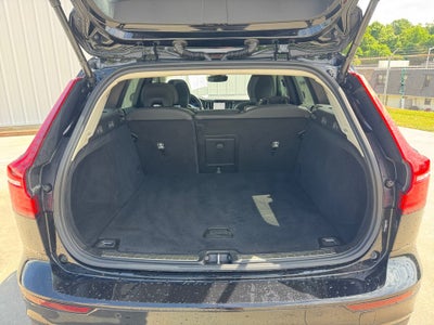 2025 Volvo V60 Cross Country Plus, B5 AWD Gas (mild hybrid)