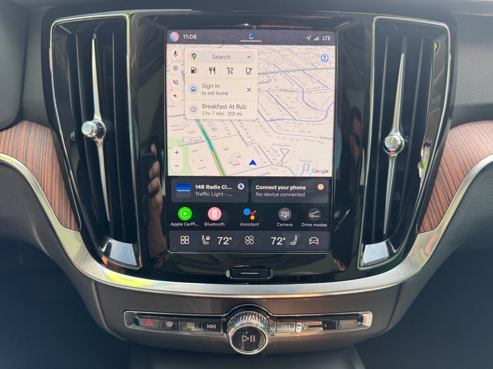 2025 Volvo V60 Cross Country Plus, B5 AWD Gas (mild hybrid)
