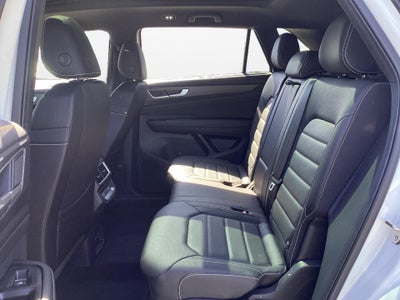2026 Volkswagen Atlas Cross Sport SEL R-Line Black