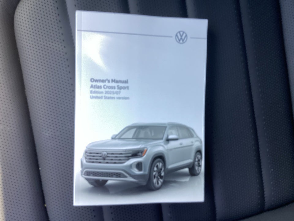 2026 Volkswagen Atlas Cross Sport SEL R-Line Black