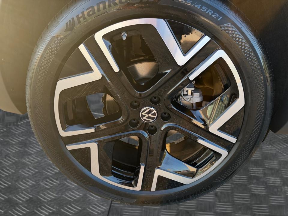 2027 Volkswagen Atlas SEL Premium R-Line