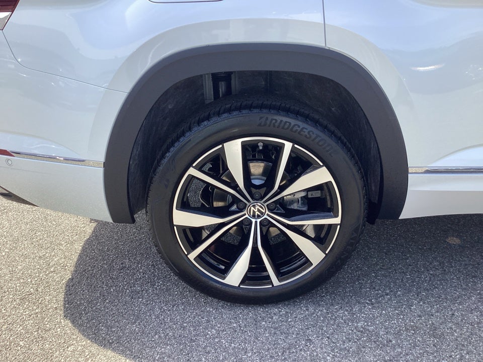 2026 Volkswagen Atlas SEL Premium R-Line