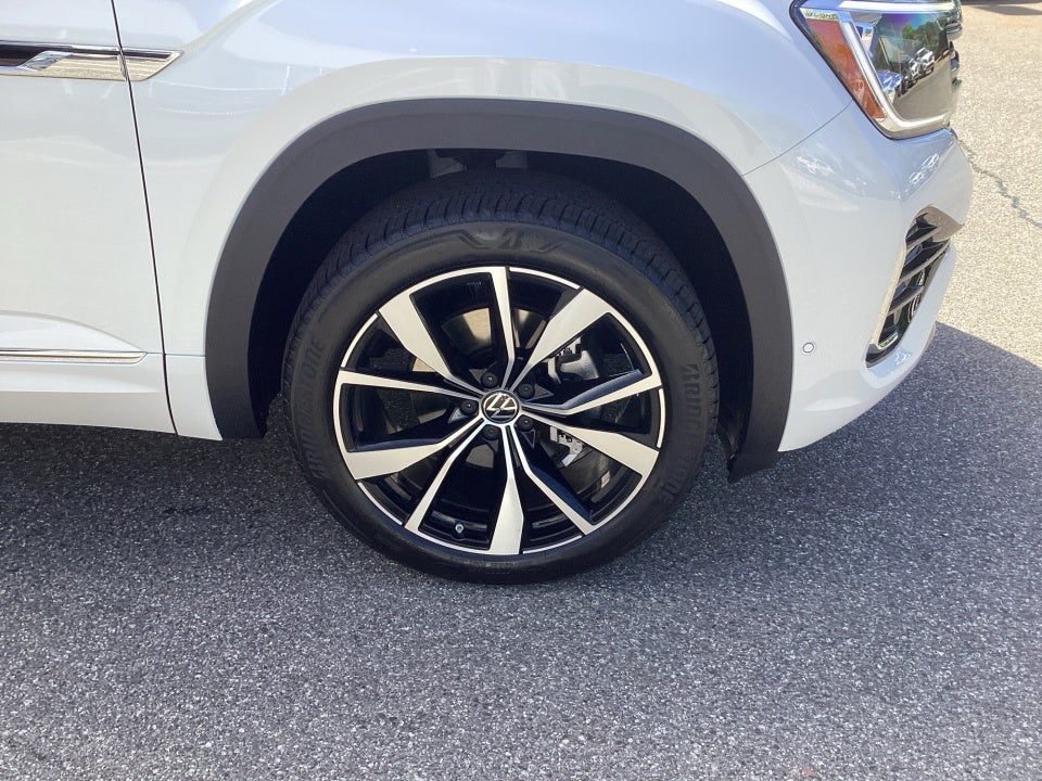2026 Volkswagen Atlas SEL Premium R-Line