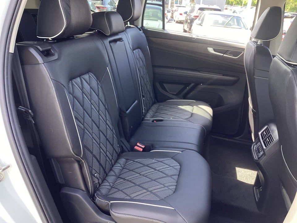 2026 Volkswagen Atlas SEL Premium R-Line